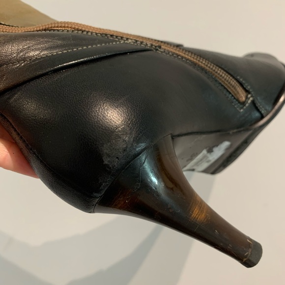 Y2K Leather Heeled Mid Calf Two colour Tone Boots, rounded toe - Picture 8 of 16